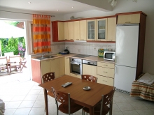 Foto  Magdas Kamares in Askeli ( Poros)